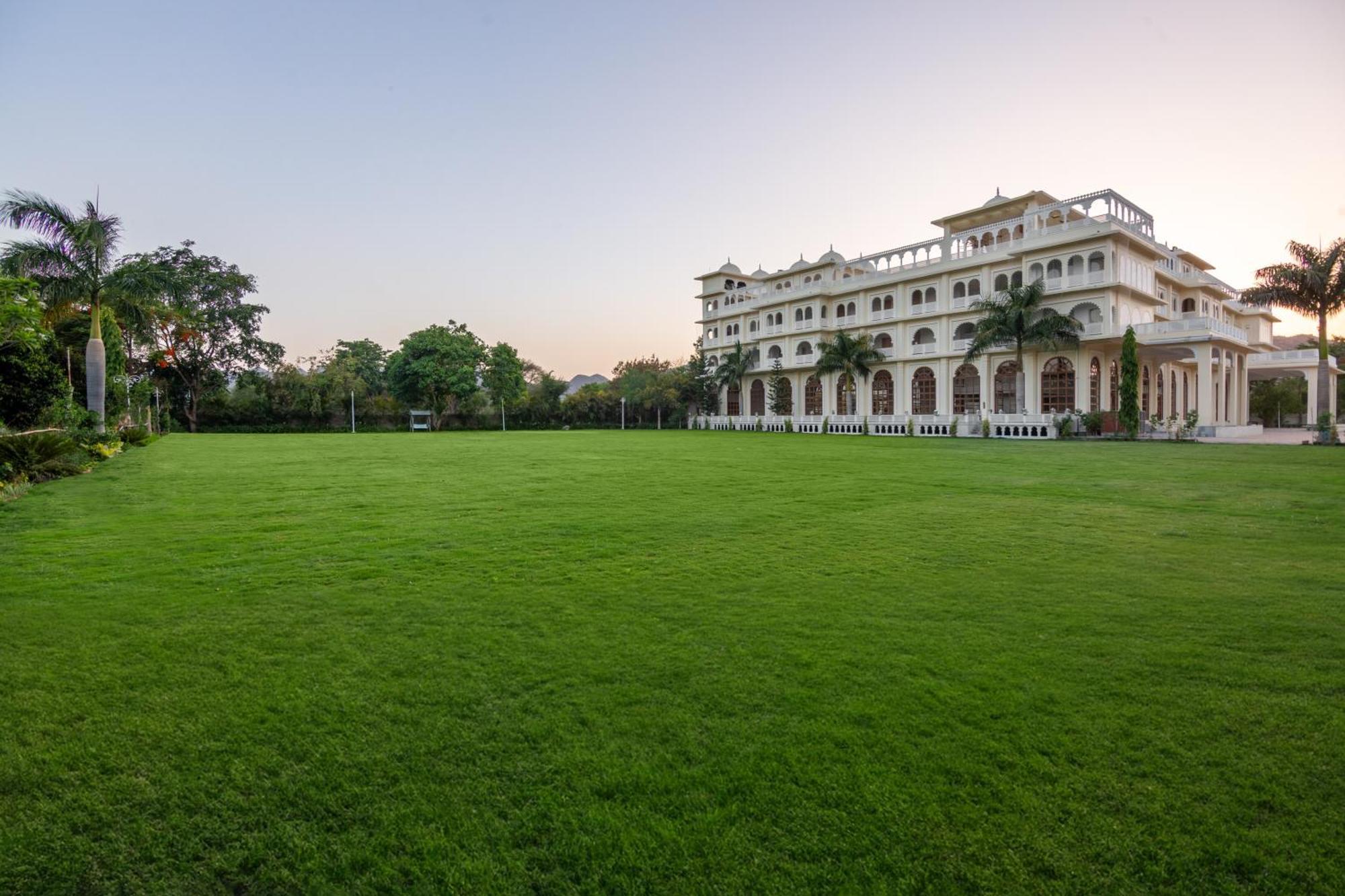 Sterling Aravalli Udaipur Exteriör bild